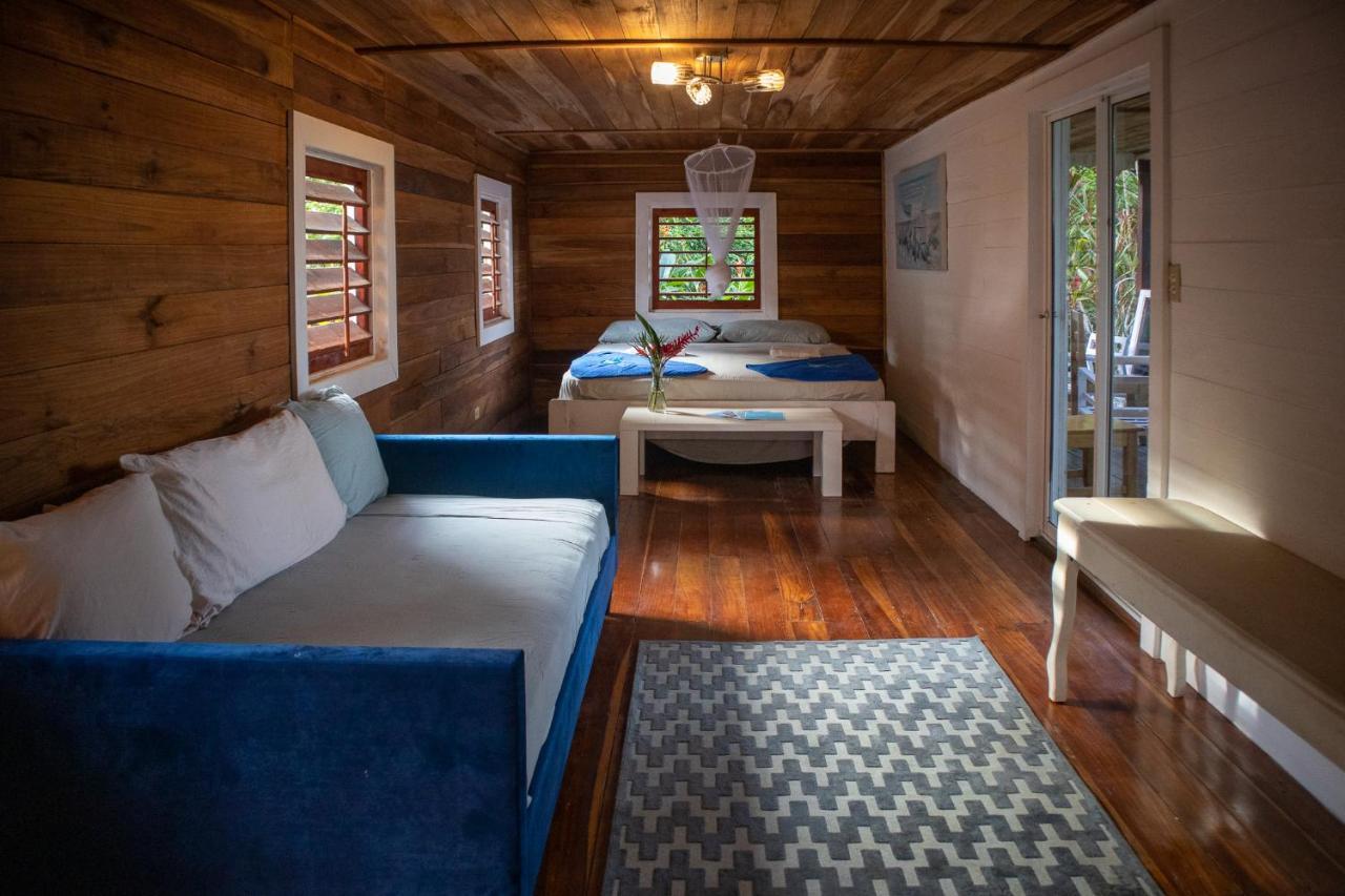 Dolphin Blue Paradise Bocas del Toro Exterior foto